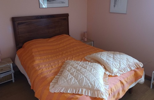Gilhoc-sur-Ormeze Cama Y Desayuno | Bed and Breakfast La Rouveure