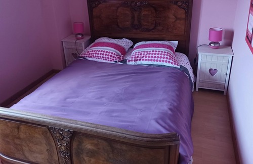 Gilhoc-sur-Ormeze Cama Y Desayuno | Bed and Breakfast La Rouveure