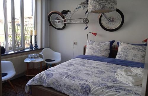Nieuw-West Cama Y Desayuno | Bed and Breakfast Amsterdam West