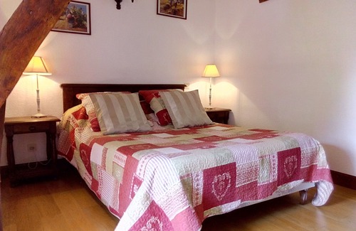 Loubajac Cama Y Desayuno | Cama y desayuno en la granja, Lourdes Pirineos, ANOUSTA