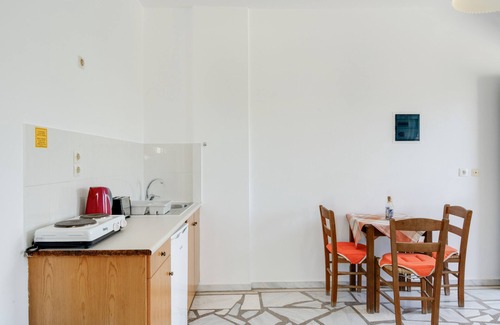 Mastichari Cama Y Desayuno | Bed and Breakfast 'Ilios and Irene 10' con terraza compartida, Wi-Fi y aire acondicionado.