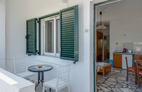 Mastichari Cama Y Desayuno | Bed and Breakfast 'Ilios and Irene 10' con terraza compartida, Wi-Fi y aire acondicionado.