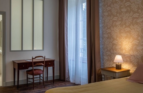 Charnizay Cama Y Desayuno | Bed and breakfast in a château near La Roche Posay