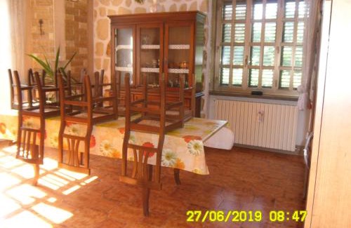 Cagnano Amiterno Cama Y Desayuno | Bed and Breakfast Emilia