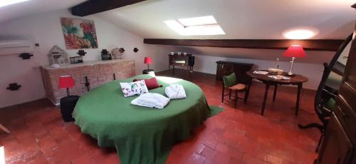 Le Luc Cama Y Desayuno | Bed and Breakfast La Grande Lauzade