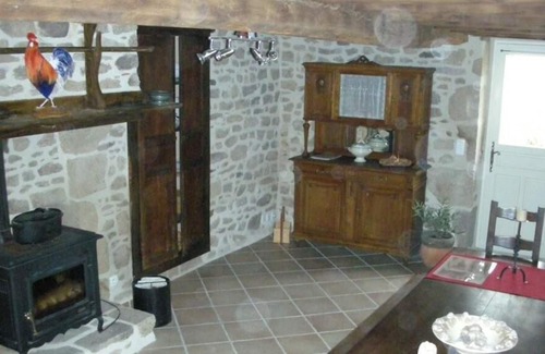 Naillat Casa | 2 habitaciones 4 adultos 2 niños desayuno en reserva SPA piscina