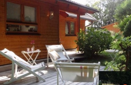Daubeuf-pres-Vatteville Casa | cama casa dormitorio en el agua