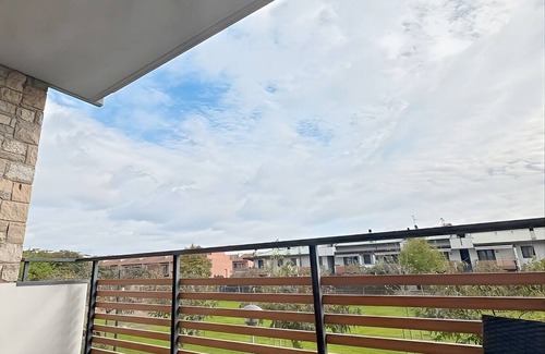 Bergamo Apartamento | Bed & Bergamo Holiday Home in neighborhood surrounded by greenery, 5km from the airport!