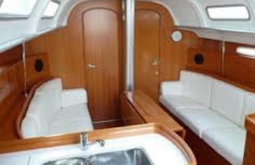 La Maddalena Cama Y Desayuno | Bed & Boat & Breakfast (Sailboat cabins for Rent)