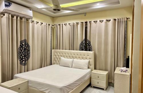 G-8 Sector Casa | Bed & Break Fast