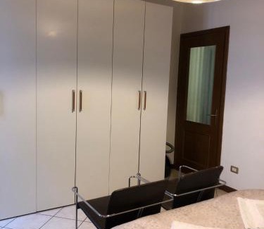 San Colombano al Lambro Cama Y Desayuno | Bed & Breakfast Monti 85