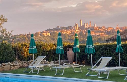 San Gimignano Cama Y Desayuno | Bed & Breakfast Casale Gregoriano