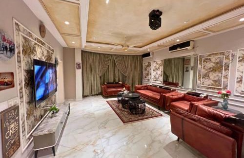 E-11 Sector Apartamento | BED & BREAKFAST - Family cottages