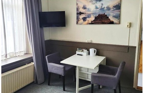 Vlissingen Cama Y Desayuno | Bed & Breakfast House of Grace voorkamer