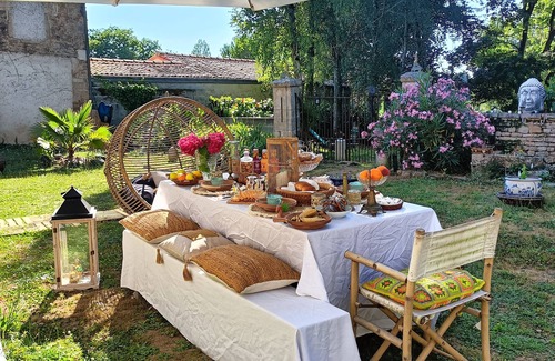Champdeniers Cama Y Desayuno | Bed & Breakfast "L'Héritage"