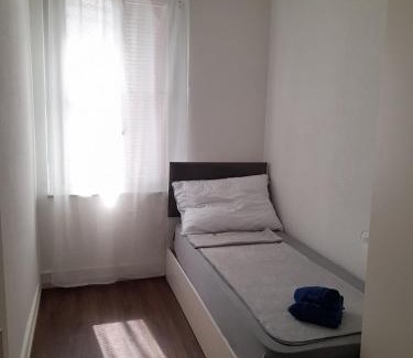Wohlen Cama Y Desayuno | Bed & Breakfest Wohlen AG Central