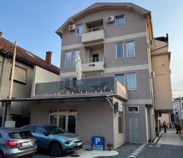 Krusevac Apartamento | Bed & Coffee LUKAS Krusevac