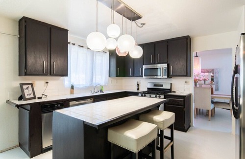 San Bernardino Casa | Bed Comfort Oasis By Glen Helen & Univ.