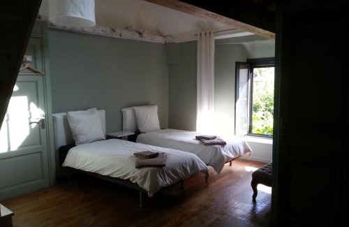 Aucazein Cama Y Desayuno | Bed In Bellongue