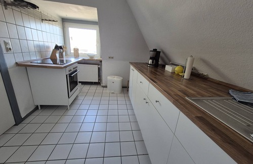 Schleswig Apartamento | bed & Kitchen