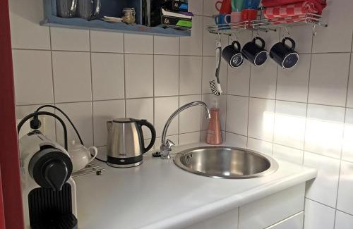 Oranjebuurt Apartamento | Bed & Office 050