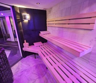 Lelystad Cama Y Desayuno | Bed & Wellness Malina deluxe