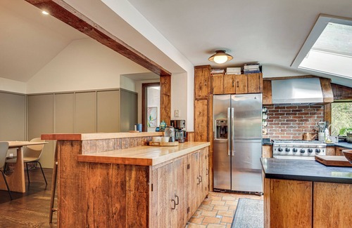 Bedford Casa | Bedford Retreat: 15 Mi to Long Island Sound