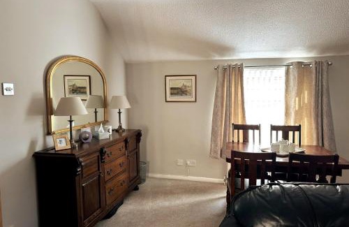 Dunstable Apartamento | Bedfordshire Haven: 3-bedroom with Garden