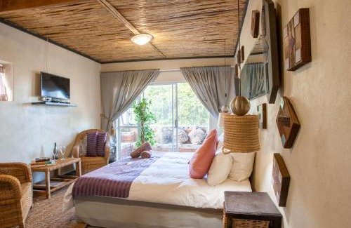 Strand Apartamento | Bedrock Executive Studio with Kitchenette