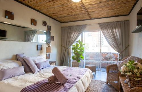 Strand Casa | Bedrock Guest Studios