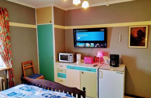 Bracke Casa | Bedroom with kitchen, 120 m from Sandbach
