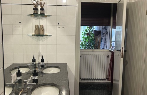 Busto Garolfo Casa | Beds in shared room