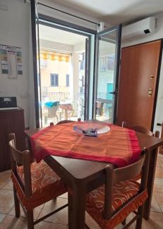 Bosa Marina Apartamento | Bee House Beach