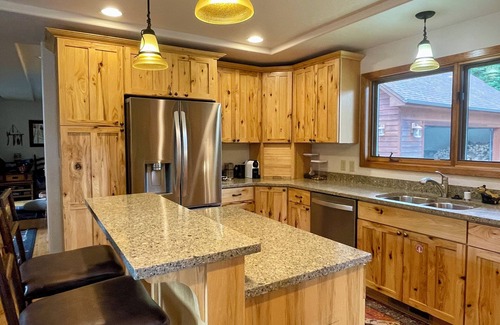 Big Sky Casa | Beehive Lodge - ski in ski out access to Big Sky Resort