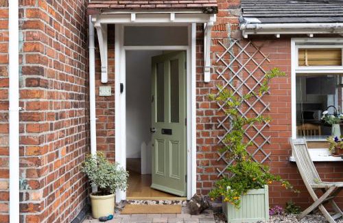 Belfast Casa | Beersbridge Cottage near Titanic Centre & Airport
