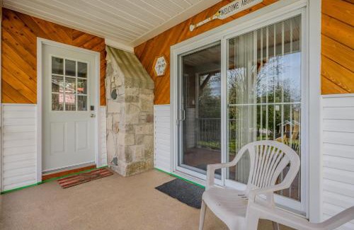 Lion's Head Casa | Beeshore Lakehouse Waterfront Bliss & Comfort
