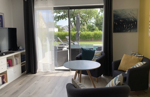 Fouesnant Villa | Beg Meil ideal for 2 families: swimming pool and near the sea
