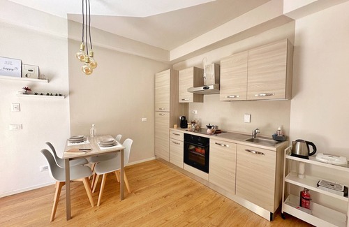 Santo Stefano Apartamento | BeHappyS [Con Balcón Encantador] – A un paso del centro y del Rizzoli