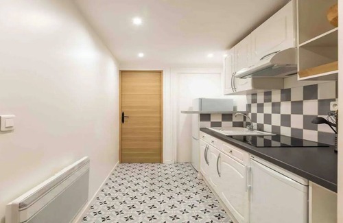 Saint-Vincent-de-Paul Apartamento | Behind A Beautiful Church-gare du Nord Eurostar Thalys