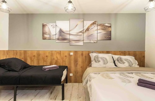 Saint-Vincent-de-Paul Apartamento | Behind A Beautiful Church-gare du Nord Eurostar Thalys