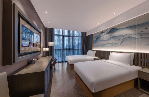 Middle Chaoyang Hotel | Beijing Chaoyang Park Crystal Orange Hotel