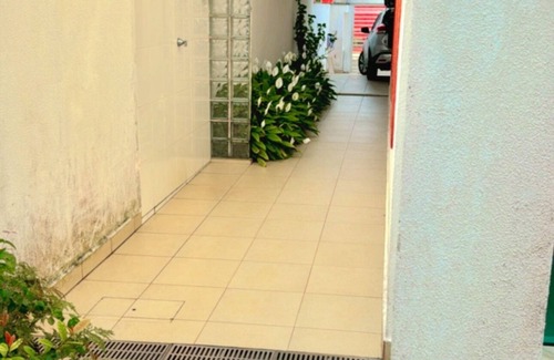Jardim Casablanca Casa | Belíssima Casa em Peruíbe! Com ar Condicionado nos Dormitórios e Piscina