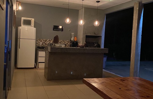 Planaltina Cabaña | Belíssima Casa de Campo na Beira da Lagoa