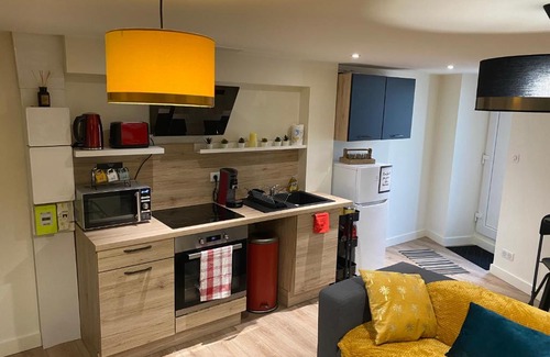 Chatillon-sur-Chalaronne Apartamento | Bel appartement avec place de parking a proximité