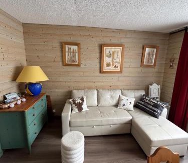 Piau Engaly Apartamento | Bel Appart Résidence Gentianes Monitor