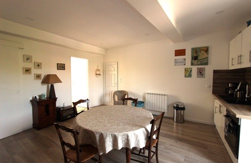 Forcalquier Apartamento | Bel Appartement Avec Balcon au Coeur de Forcalquier
