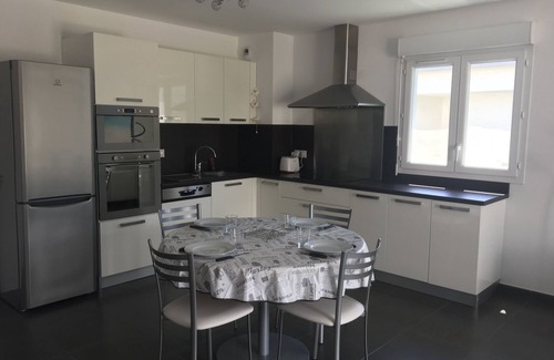 Moriani-Plage Apartamento | Bel Appartement Ensoleillé, 3 Chambres Pour 6 Personnes, à Proximité de la Plage