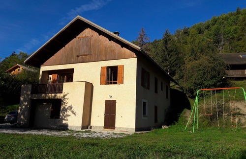 Villars-Colmars Apartamento | Bel Appartement Rénové Dans Chalet, Très Spacieux 120 m2, Confortable ,convivial