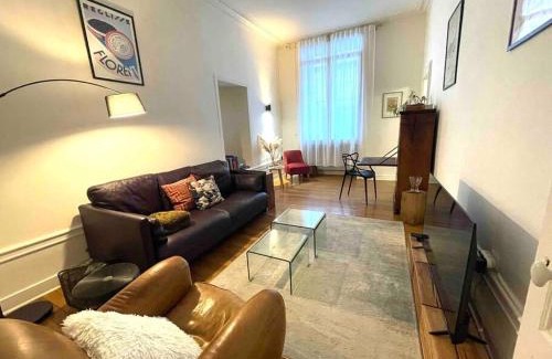 Besancon Old Town Apartamento | Bel appartement préfecture