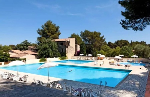 La Colle-sur-Loup Apartamento | Belambra Clubs and Residence La Colle-sur-Loup - Les Terrasses De Saint-Paul De Vence - Classic Duplex Apartment 1 Bedroom 5 People Terrace